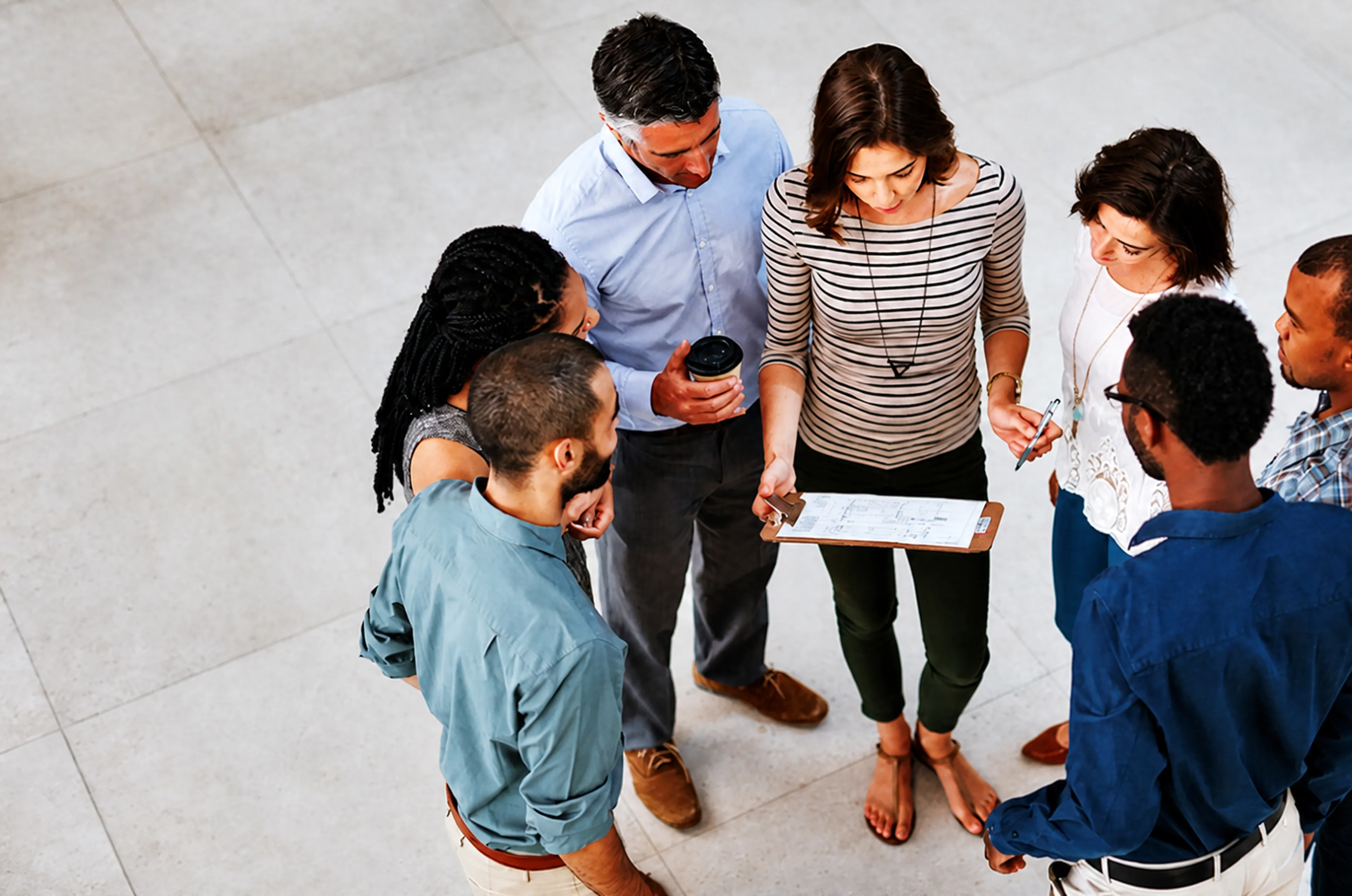 team_discussion_meeting